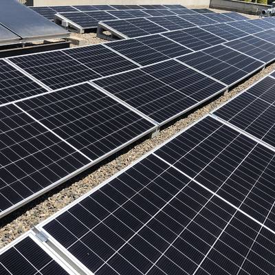 Instalación en vivienda unifamiliar en Sant Vicenç de Montalt, 24.03kWp, Huawei, con baterías