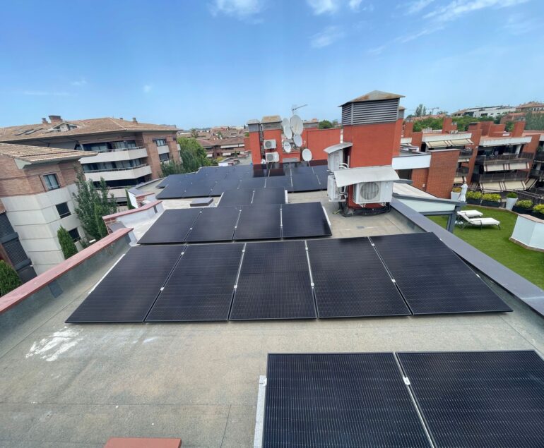 Origen Solar impulsa las instalaciones colectivas para acercar la energía solar a las comunidades de vecinos