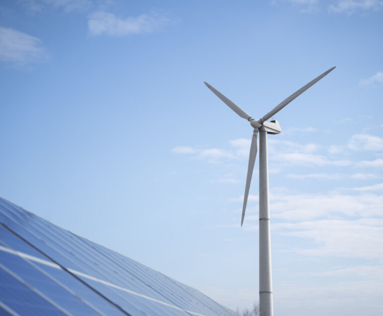 Las energías renovables ya superan al carbón en la generación eléctrica mundial